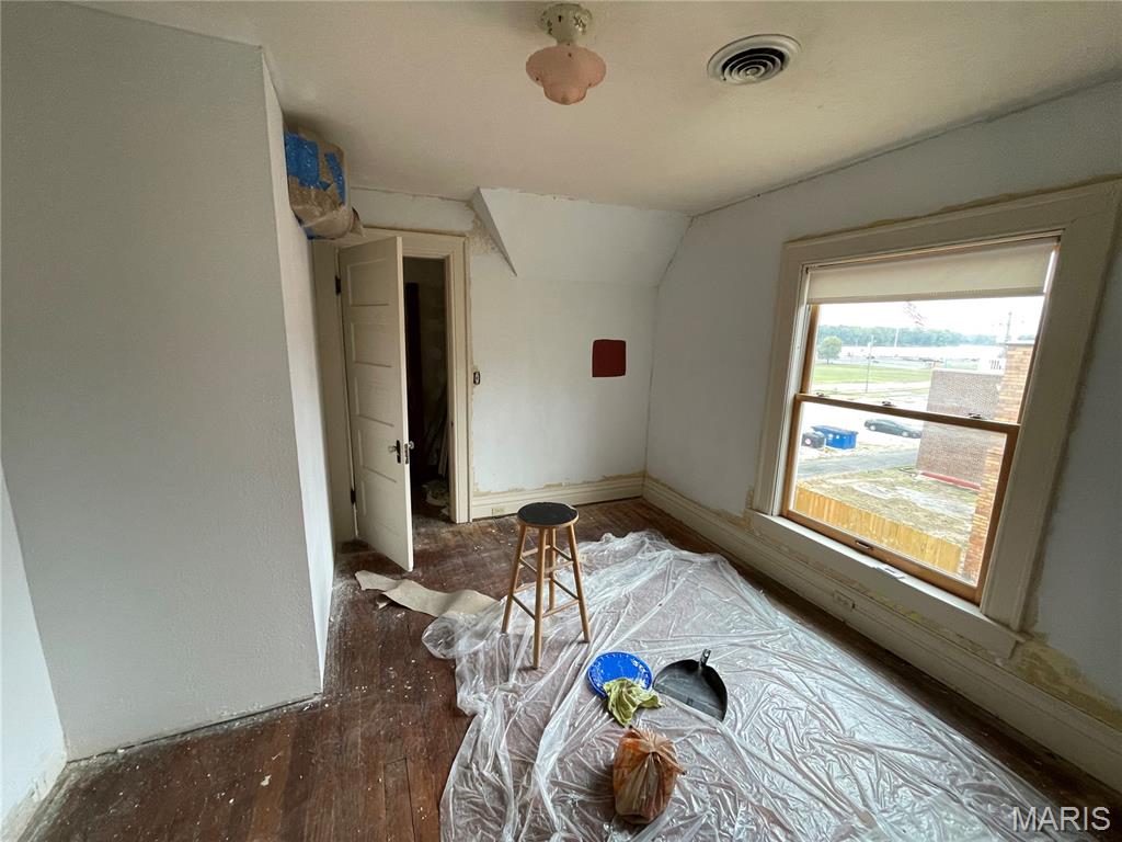 229 East Main Street Grafton, IL 62037 - Photo 10 of 21