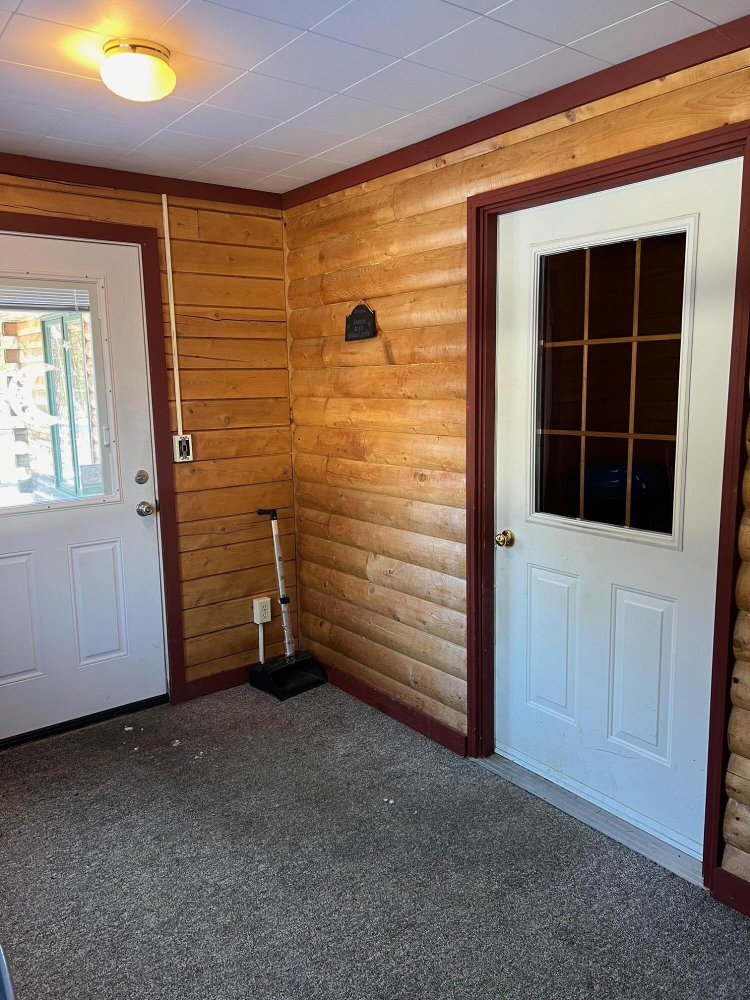 1029 Main Road Brownville, ME 04414 - Photo 13 of 54 Mudroom/ Entry