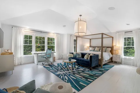 $2,695,000 | 47 Cooper Lane, Southampton, NY 11968