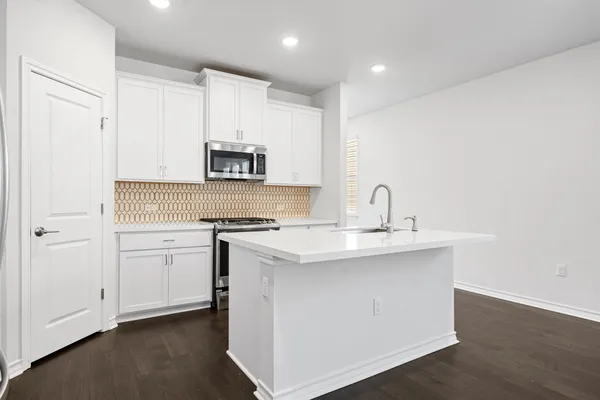 $2,400 | 15604 Ellinger Drive, Austin, TX 78728