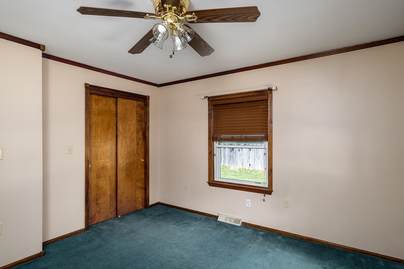 8 Stillwater Circle Rochester, NH 03839 - Photo 29 of 40
