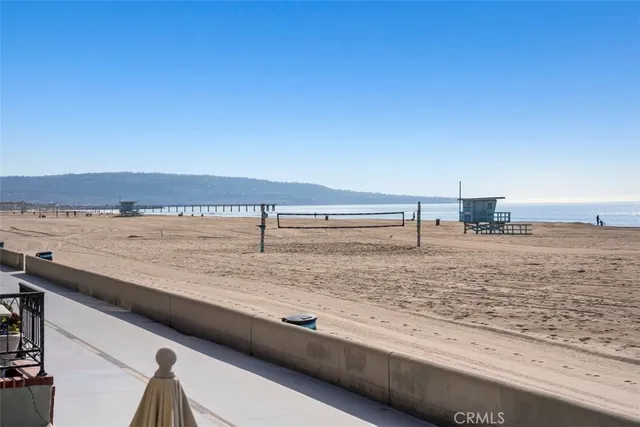 $30,000 | 2654 The Strand, Hermosa Beach, CA 90254