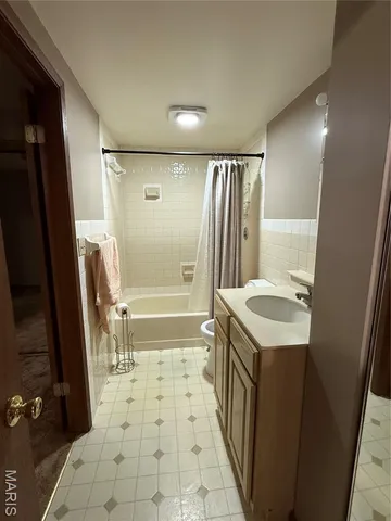 $1,300 | 8653 Reichl Drive, Cedar Hill, MO 63016