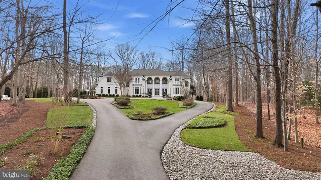 $2,299,999 | 25 Gassaway Lane, Edgewater, MD 21037