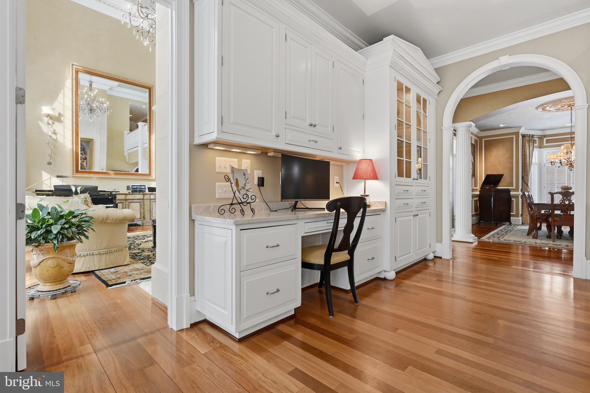 25 Gassaway Lane Edgewater, MD 21037 - Photo 20 of 125 Convenient Desk Area in the kitchen