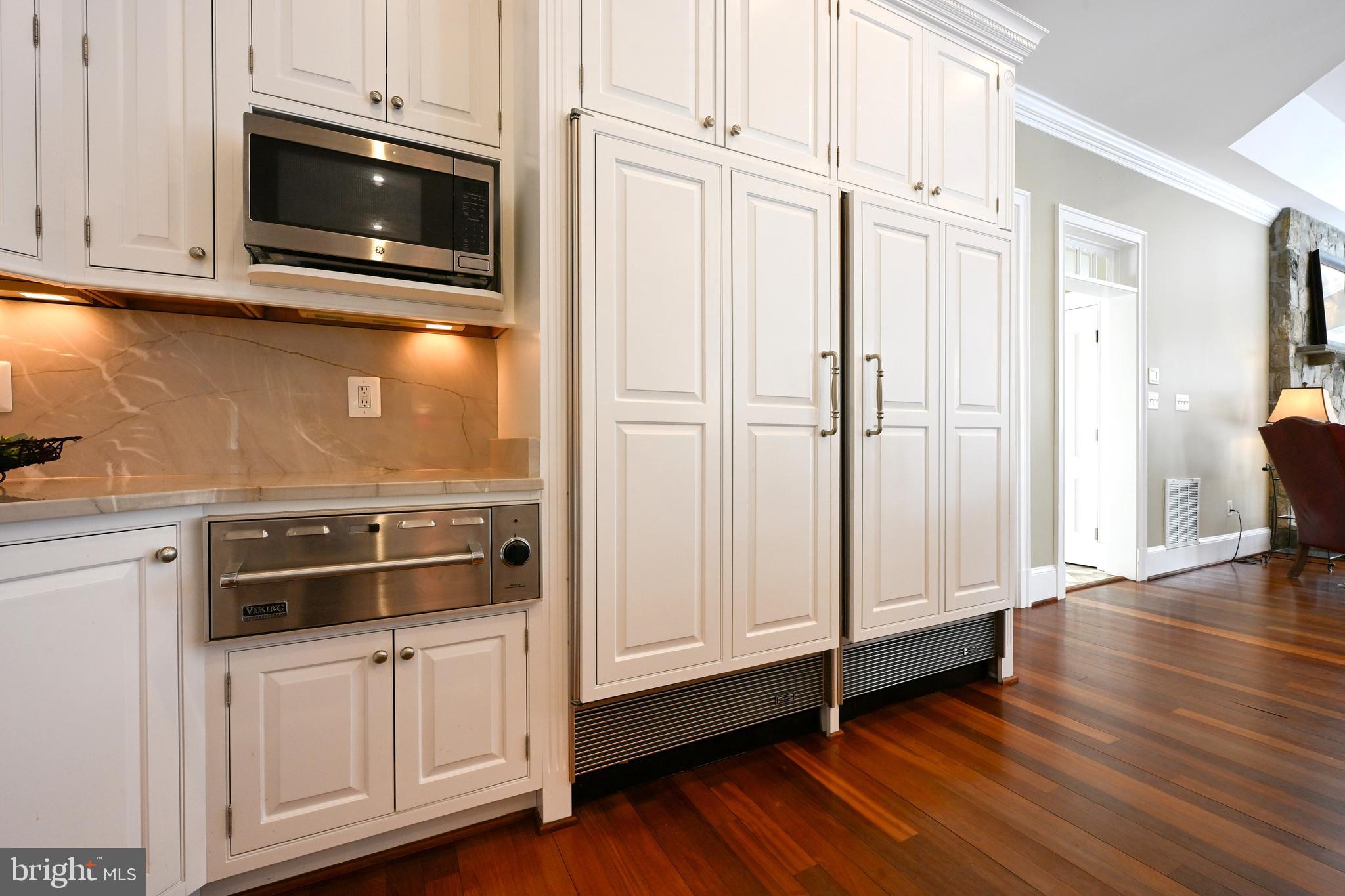 25 Gassaway Lane Edgewater, MD 21037 - Photo 23 of 125 Warming Drawer and Built-in Microwave