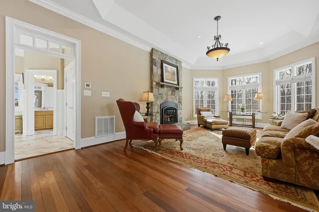 $2,299,999 | 25 Gassaway Lane, Edgewater, MD 21037