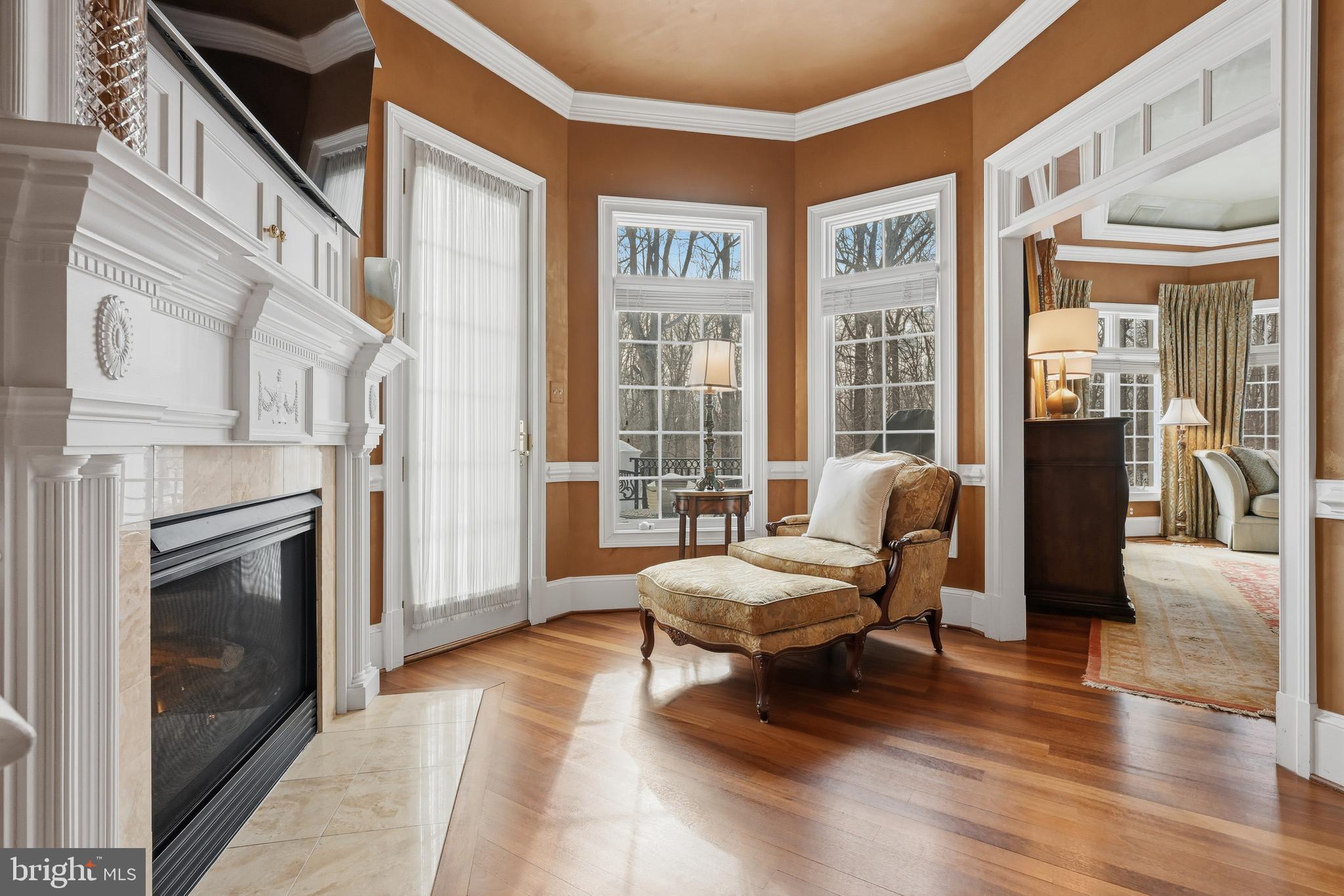 25 Gassaway Lane Edgewater, MD 21037 - Photo 38 of 125 Cozy Primary Sitting Room