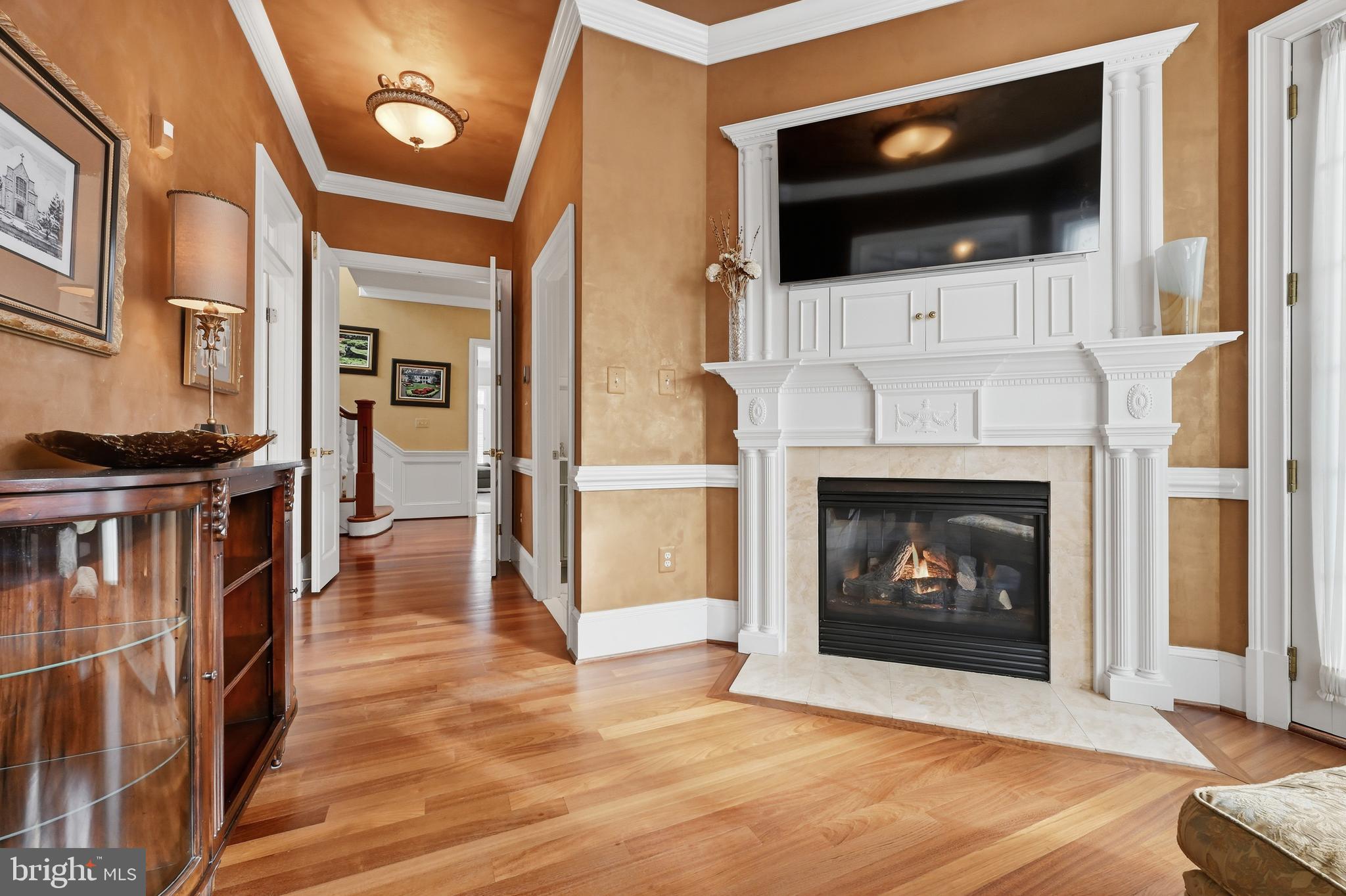 25 Gassaway Lane Edgewater, MD 21037 - Photo 39 of 125 Custom Build-in Cabinetry in Primary Sitting Room