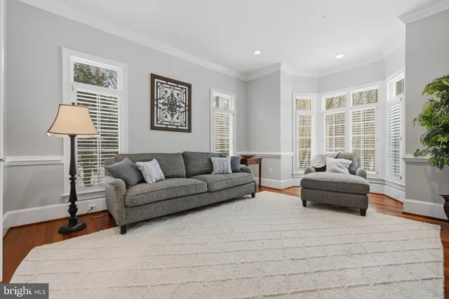 $2,299,999 | 25 Gassaway Lane, Edgewater, MD 21037