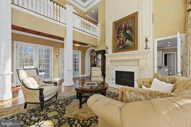 $2,299,999 | 25 Gassaway Lane, Edgewater, MD 21037