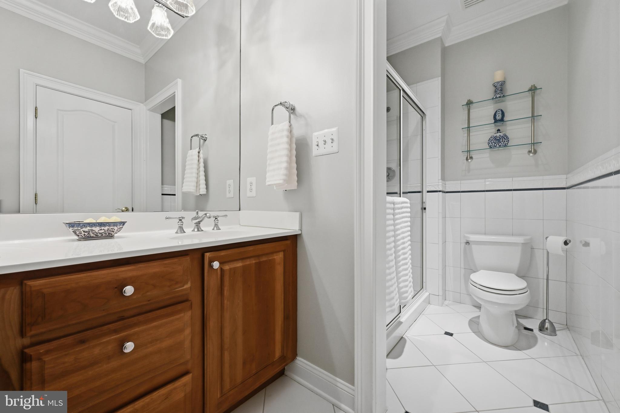 25 Gassaway Lane Edgewater, MD 21037 - Photo 62 of 125 Ensuite full bathroom for Bedroom 4