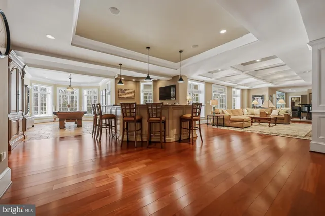 $2,299,999 | 25 Gassaway Lane, Edgewater, MD 21037