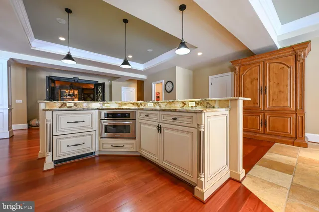 $2,299,999 | 25 Gassaway Lane, Edgewater, MD 21037