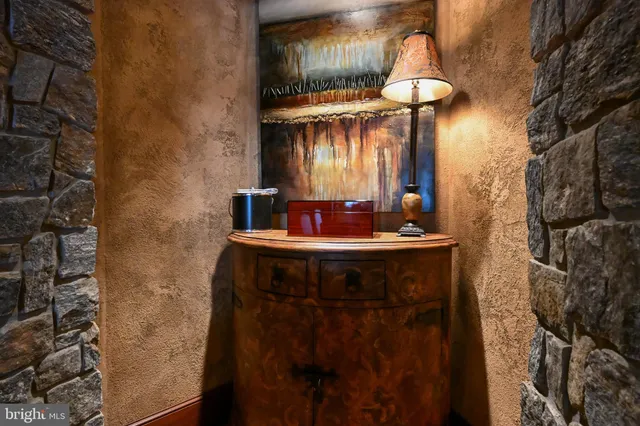 $2,299,999 | 25 Gassaway Lane, Edgewater, MD 21037