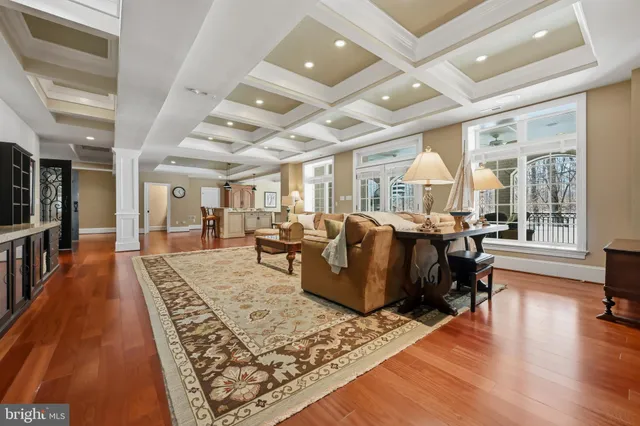 $2,299,999 | 25 Gassaway Lane, Edgewater, MD 21037