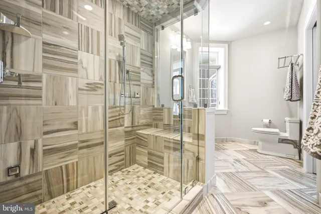 $2,299,999 | 25 Gassaway Lane, Edgewater, MD 21037