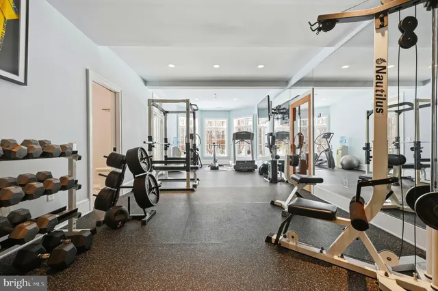 $2,299,999 | 25 Gassaway Lane, Edgewater, MD 21037