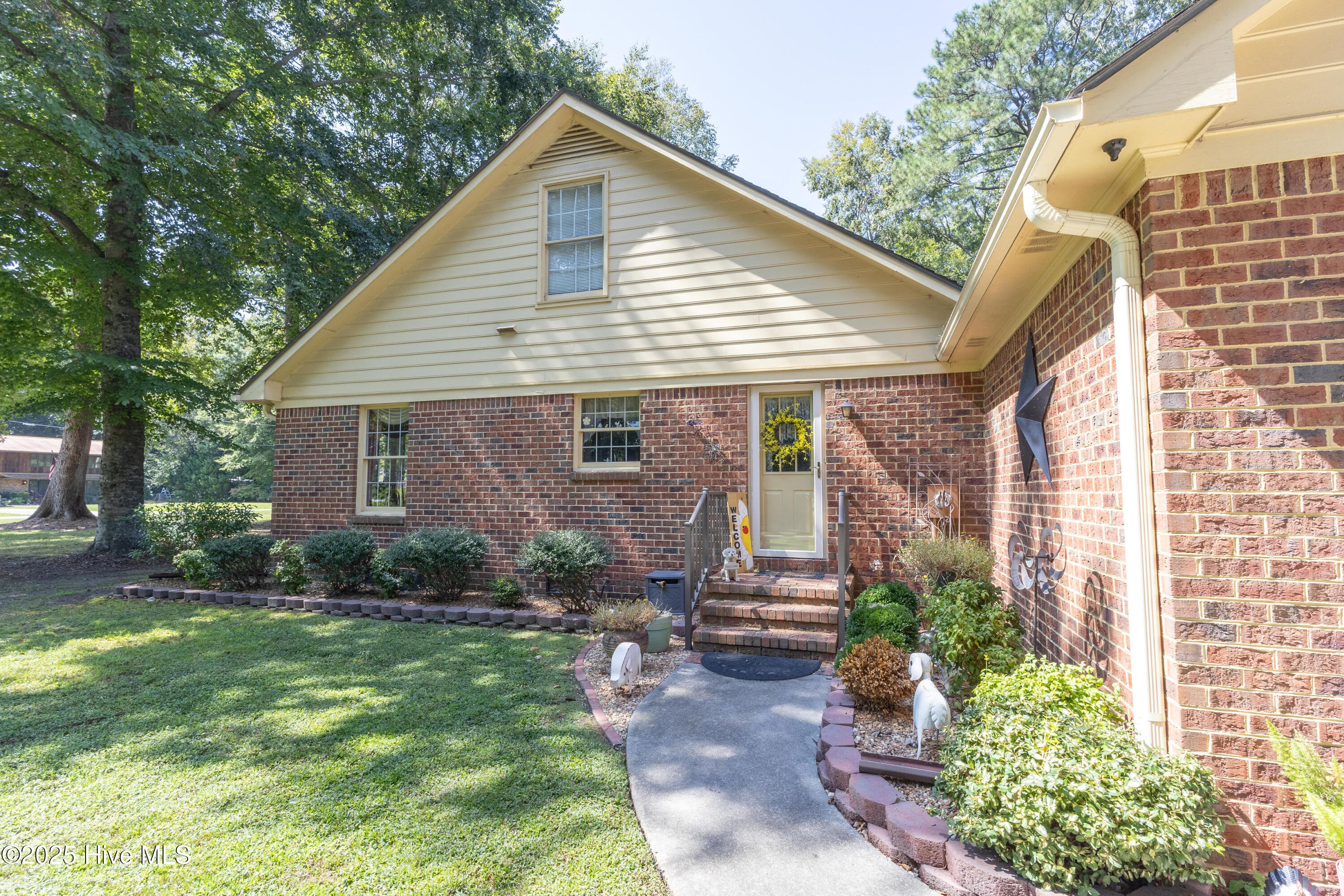 2404 Riddick Road Elizabeth City, NC 27909 - Photo 2 of 55 Side entrance