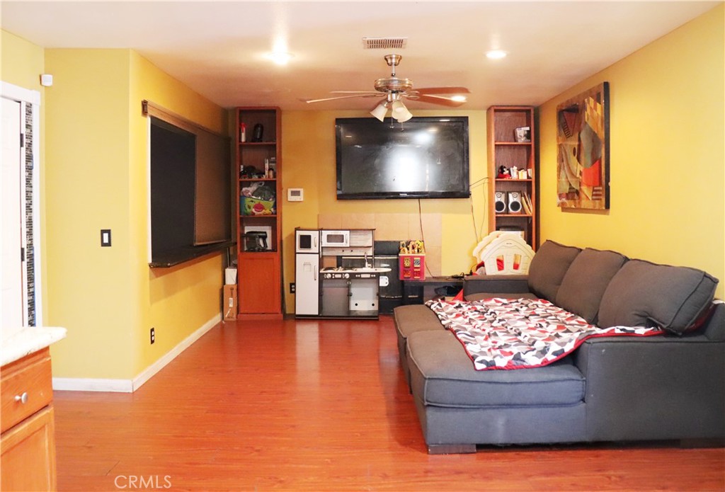 43964 Fallon Drive Lancaster, CA 93535 - Photo 7 of 19