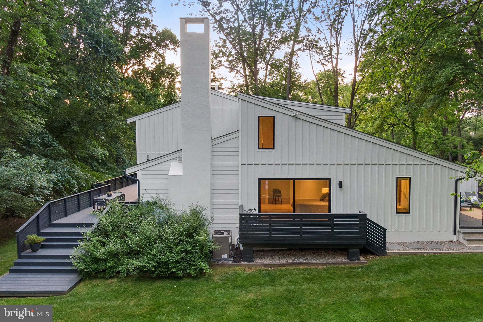 1260 Lakemont Road Villanova, PA 19085 - Photo 3 of 44