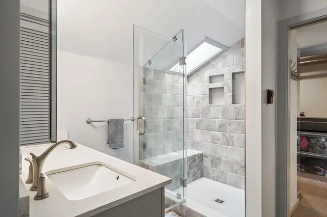 $3,369,000 | 213 Bay Point Road, Newbury, NH 03255