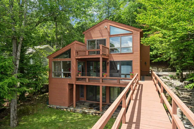 $3,369,000 | 213 Bay Point Road, Newbury, NH 03255