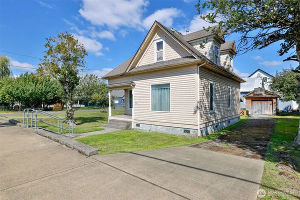 $175,000 | 401 K Street, Hoquiam, WA 98550