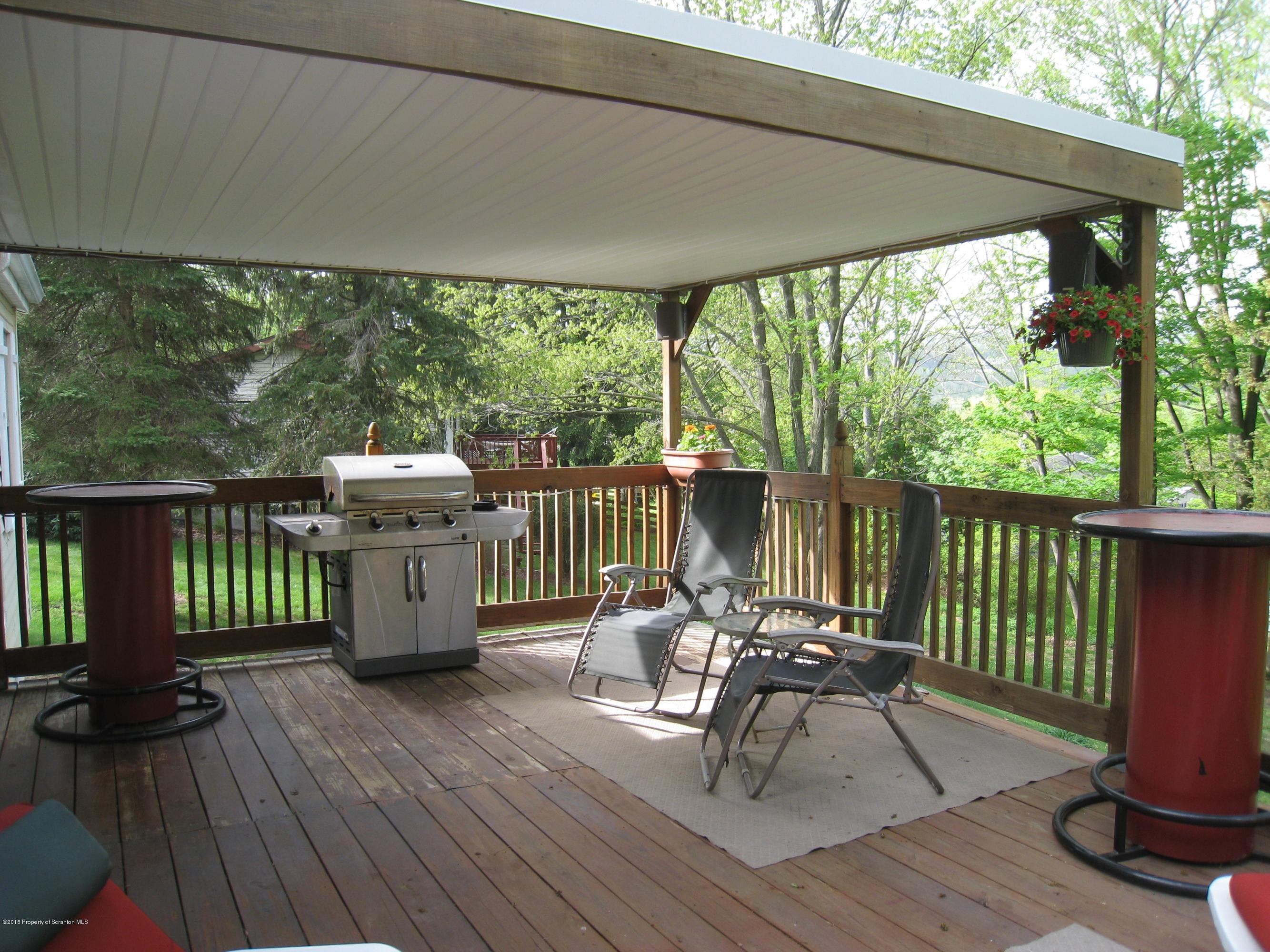 703 South Abington Road Clarks Summit, PA 18411 - Photo 5 of 36 Gallery Image 5