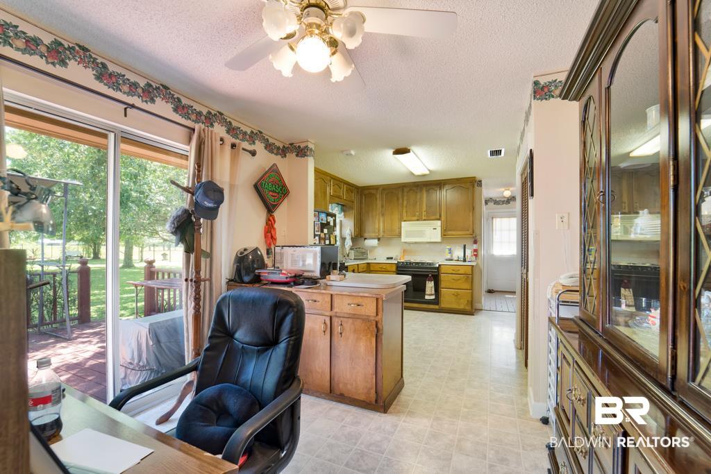 10132 County Road 24 Fairhope, AL 36532 - Photo 15 of 20