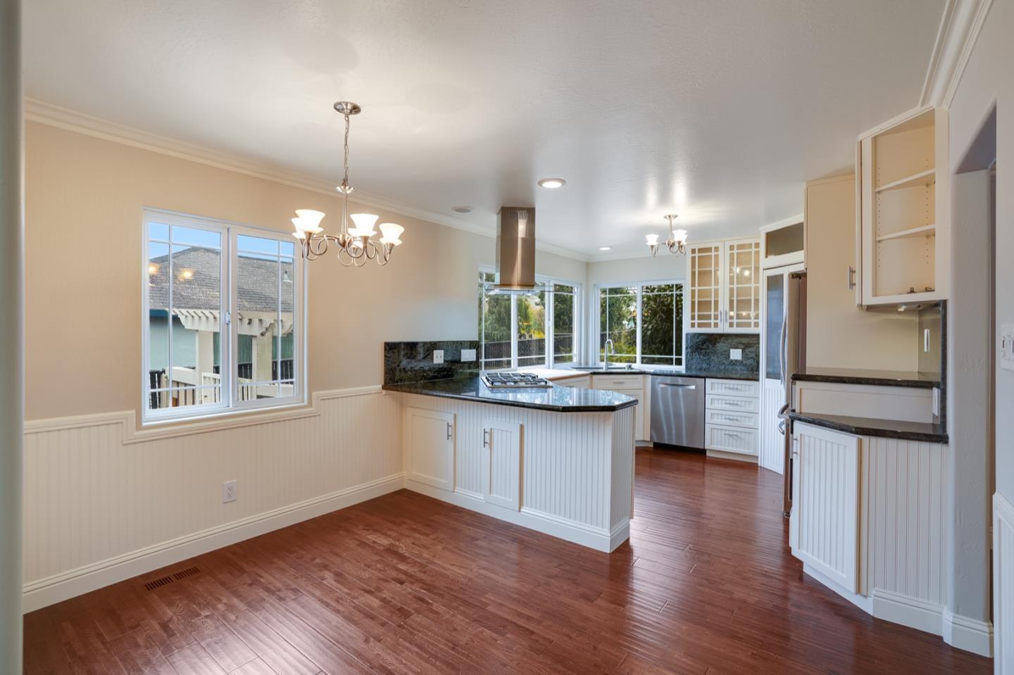 1262 Edgewood Road Redwood City, CA 94062 - Photo 5 of 12