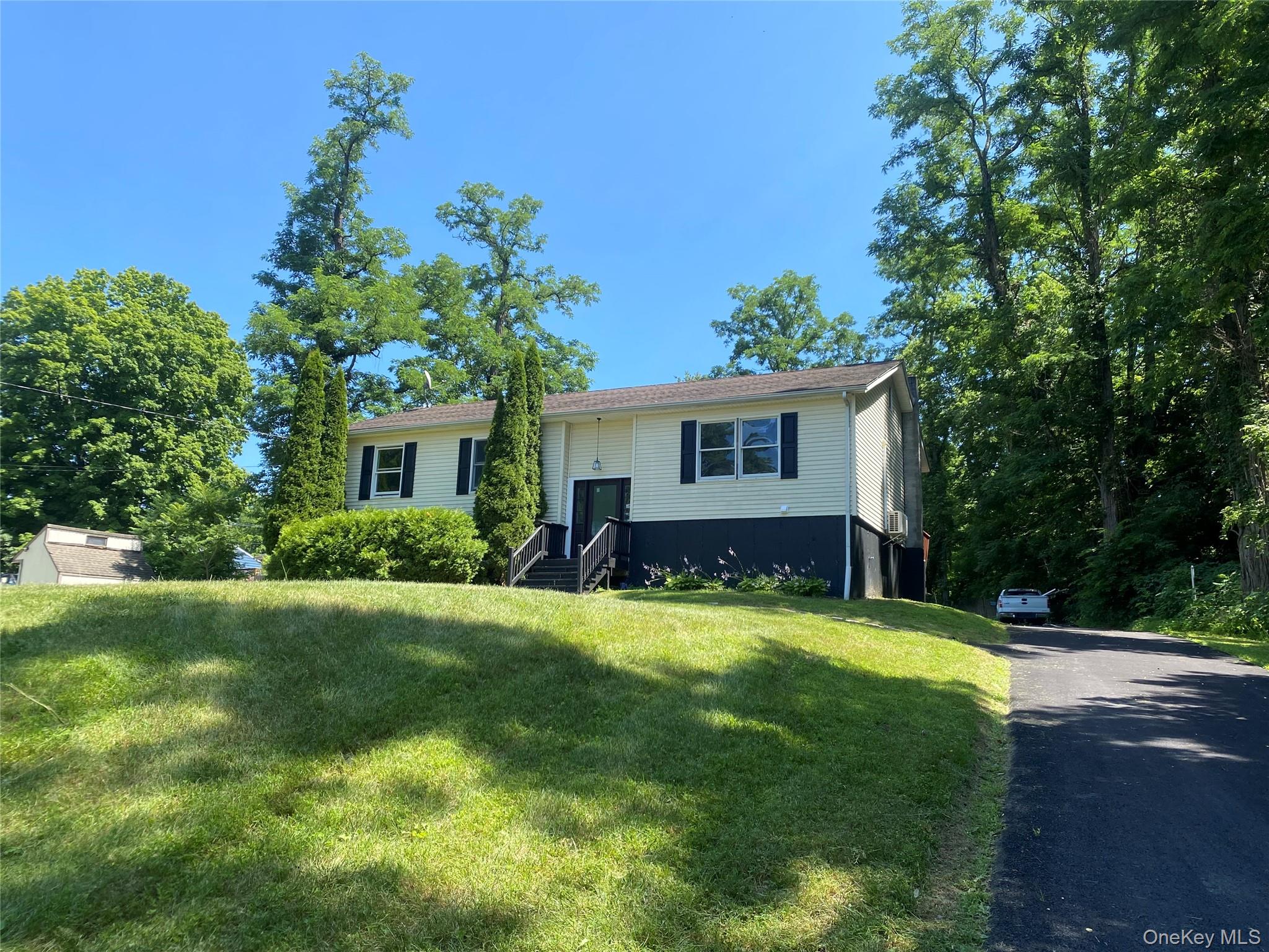 619 Creekside Road Kingston, NY 12401 - Photo 2 of 44
