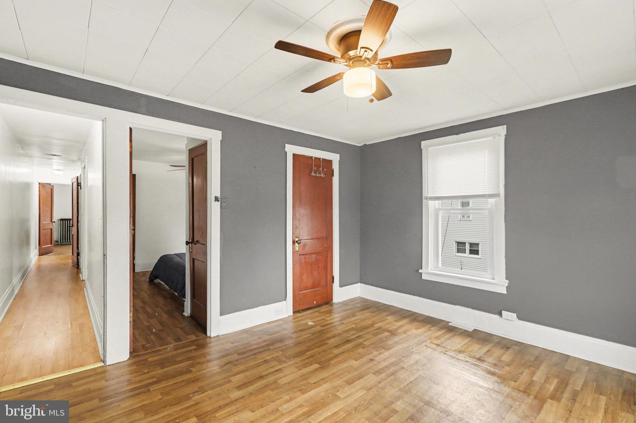 2721 Butler Street Harrisburg, PA 17103 - Photo 16 of 32 Spacious room with modern charm and light.