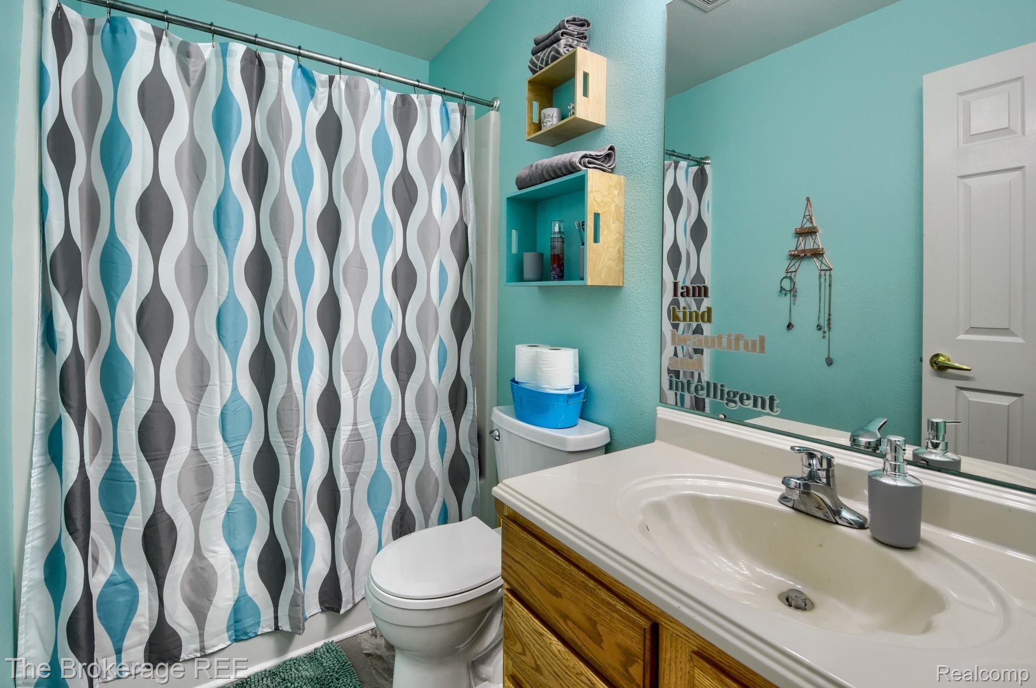7459 East Coldwater Road Davison, MI 48423 - Photo 33 of 36 SD3_3239-HDR(5).jpg