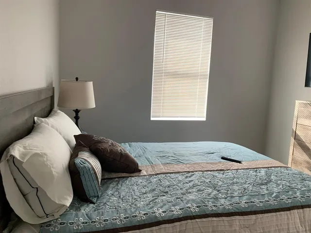 $1,399 | 10364 Kidron Avenue, Englewood, FL 34224