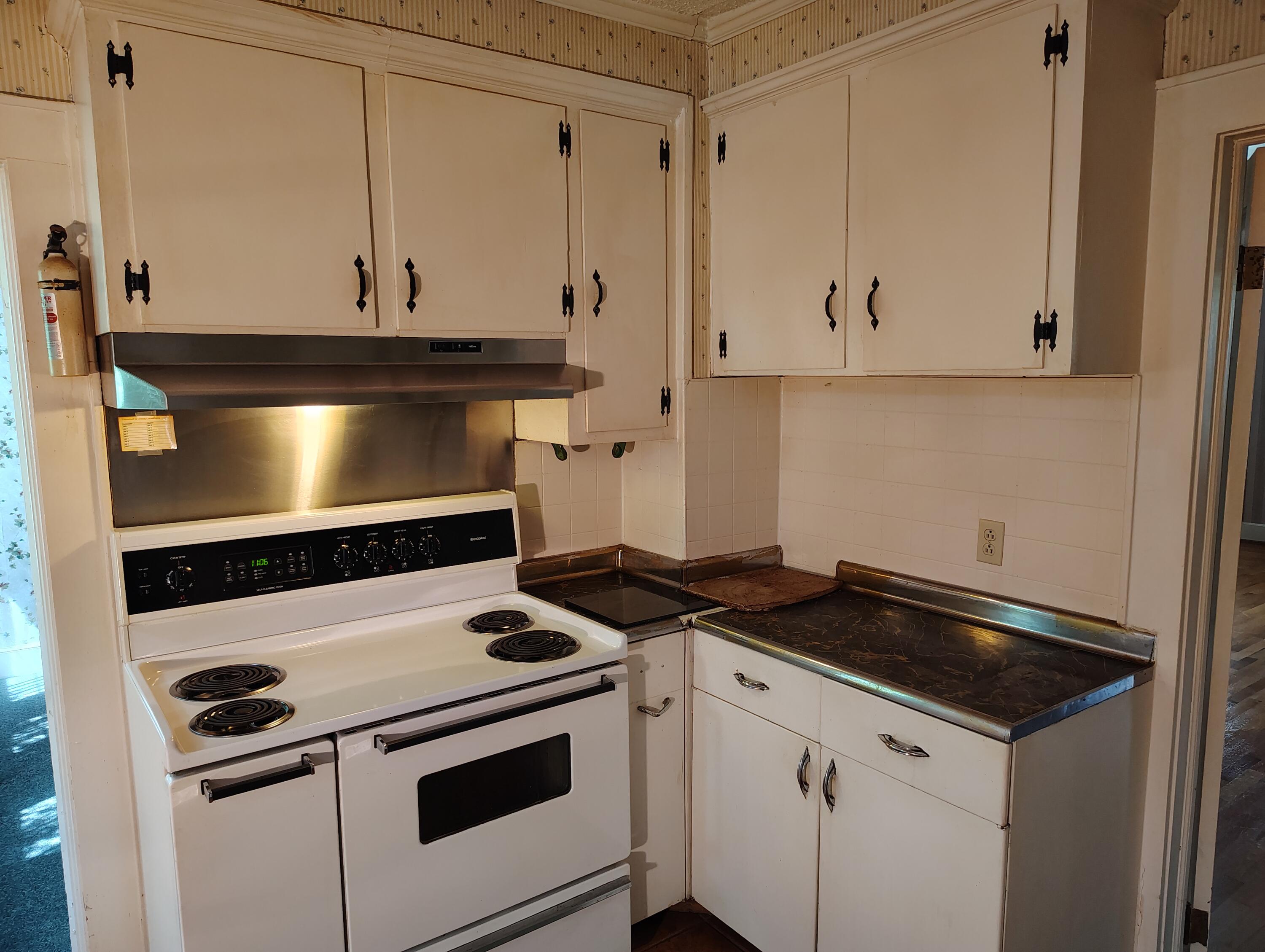 406 Thames Street Manning, SC 29102 - Photo 43 of 71