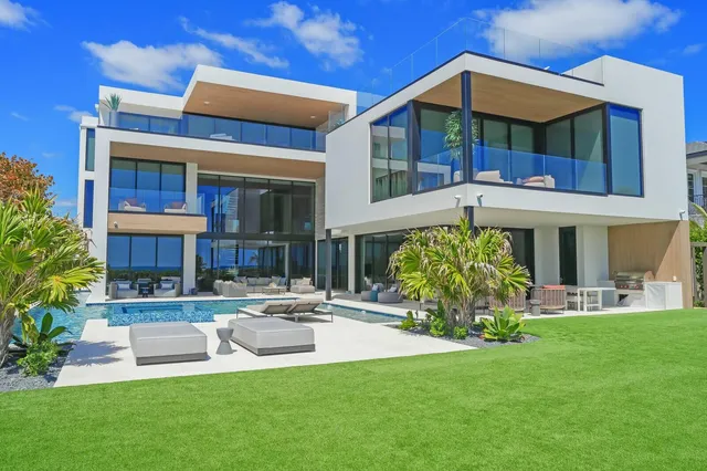 $45,000,000 | 999 Hillsboro Mile, Hillsboro Beach, FL 33062