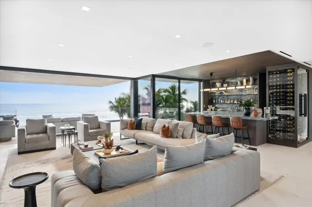 $45,000,000 | 999 Hillsboro Mile, Hillsboro Beach, FL 33062