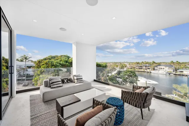 $45,000,000 | 999 Hillsboro Mile, Hillsboro Beach, FL 33062