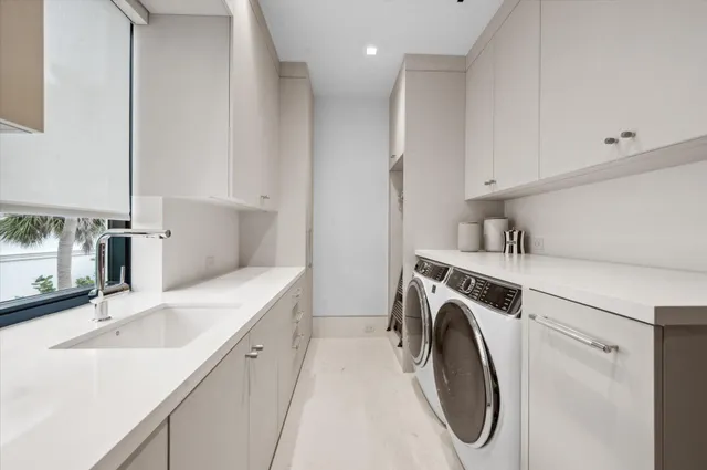 $45,000,000 | 999 Hillsboro Mile, Hillsboro Beach, FL 33062