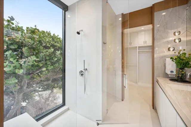 $45,000,000 | 999 Hillsboro Mile, Hillsboro Beach, FL 33062