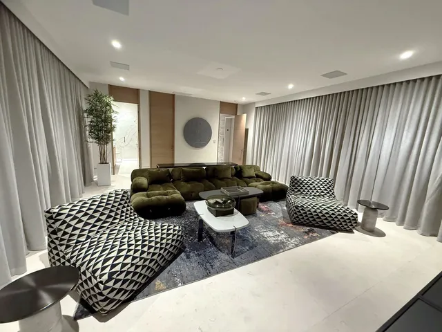 $45,000,000 | 999 Hillsboro Mile, Hillsboro Beach, FL 33062