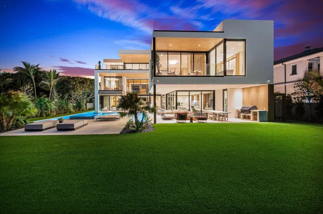 $45,000,000 | 999 Hillsboro Mile, Hillsboro Beach, FL 33062