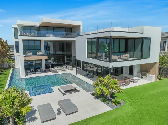 $45,000,000 | 999 Hillsboro Mile, Hillsboro Beach, FL 33062