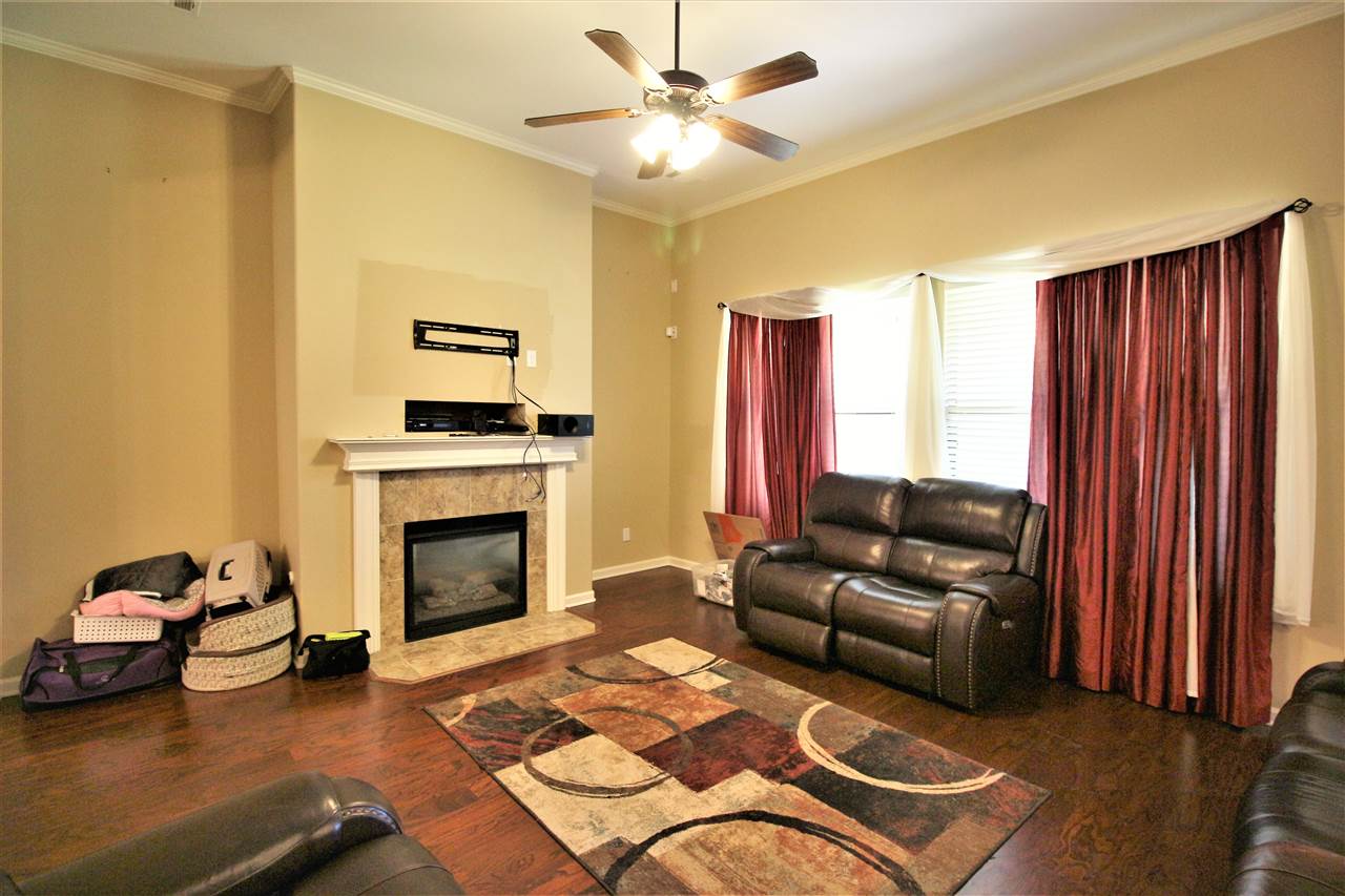 6329 Bending River Road Bartlett, TN 38135 - Photo 7 of 25 Gallery Image 7