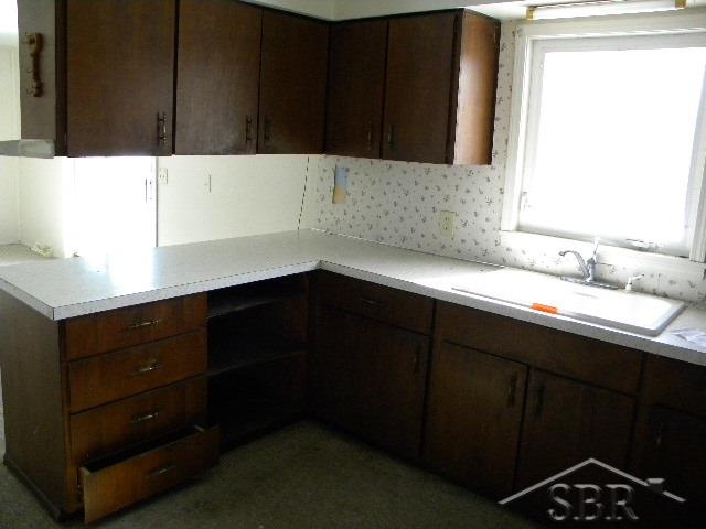 6120 Center Line Road Kingston, MI 48741 - Photo 9 of 17 31373263-8.JPG