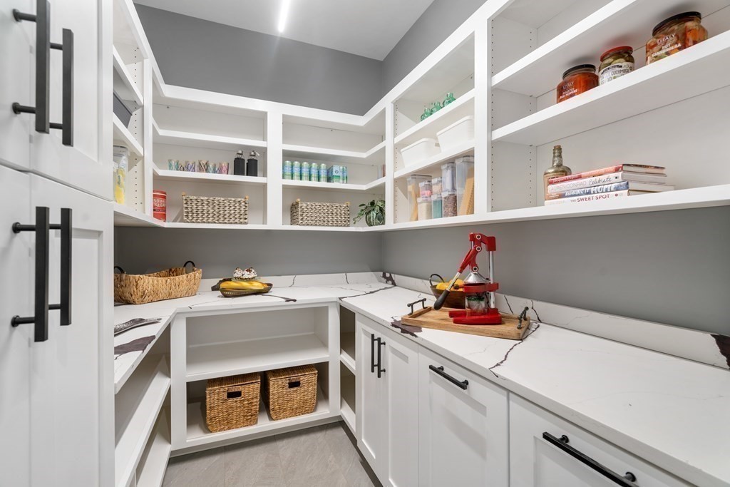 5 Roscoe Street Needham, MA 02494 - Photo 8 of 29 Gallery Image 8