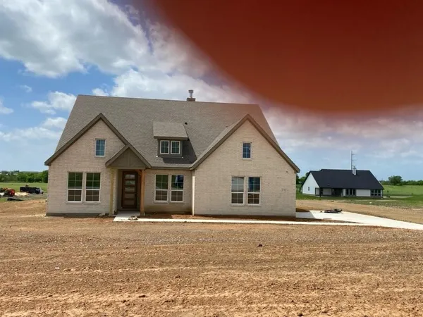 $498,750 | 132 Hillview Trail, Decatur, TX 76234