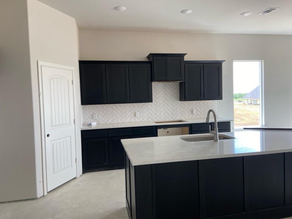 132 Hillview Trail Decatur, TX 76234 - Photo 7 of 16