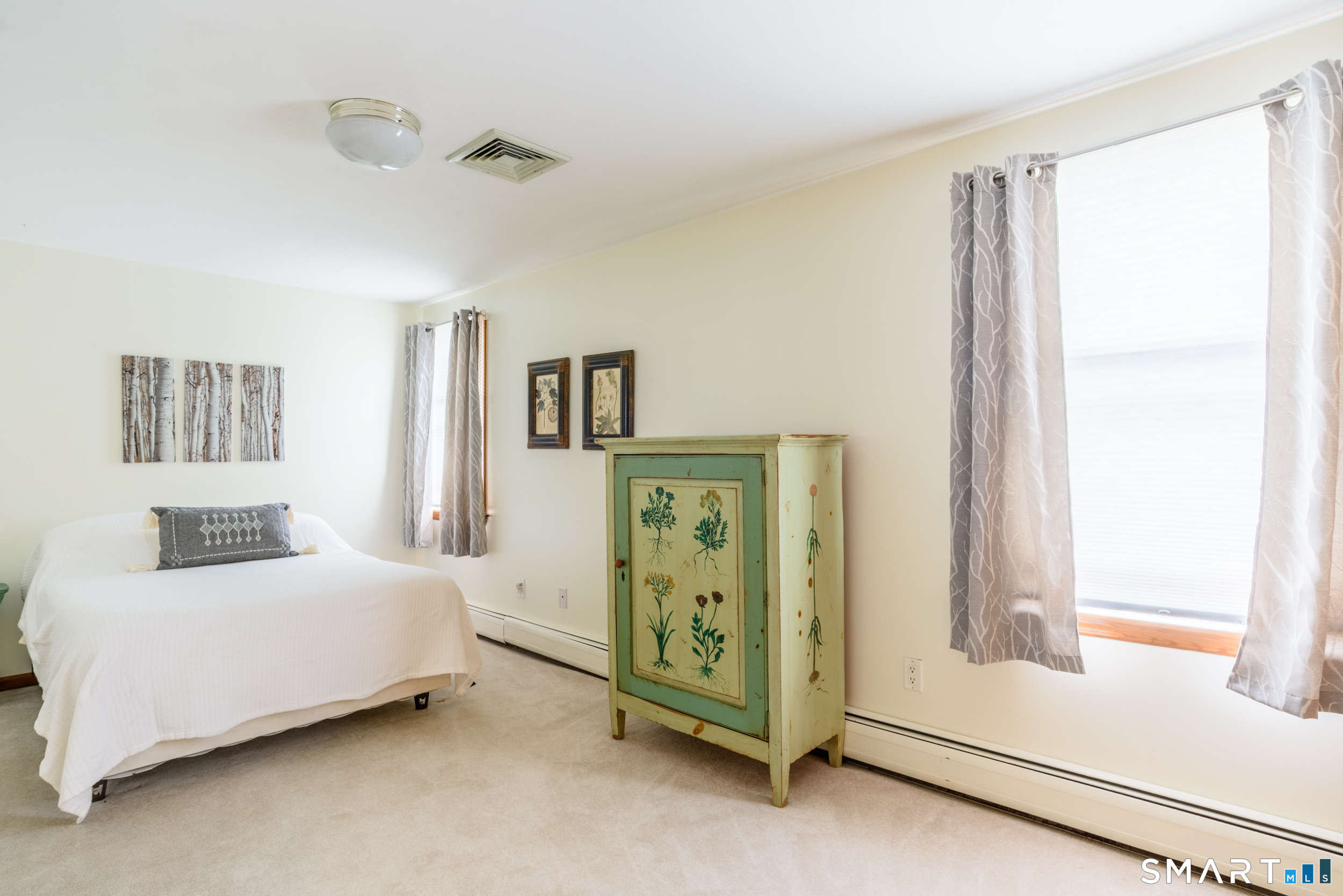 105 Meadow Wood Road Stratford, CT 06614 - Photo 21 of 37